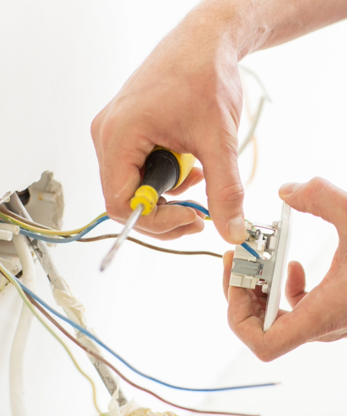 Travaux d'électricité à Valenciennes